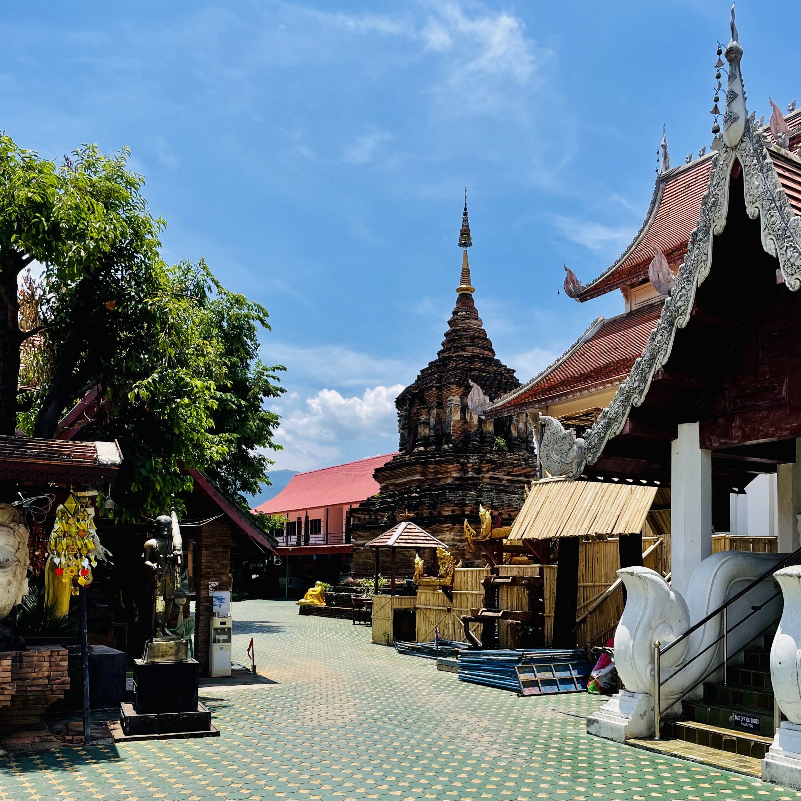 Vue sur le Wat Chet Lin à Chiang Mai en Thaïlande