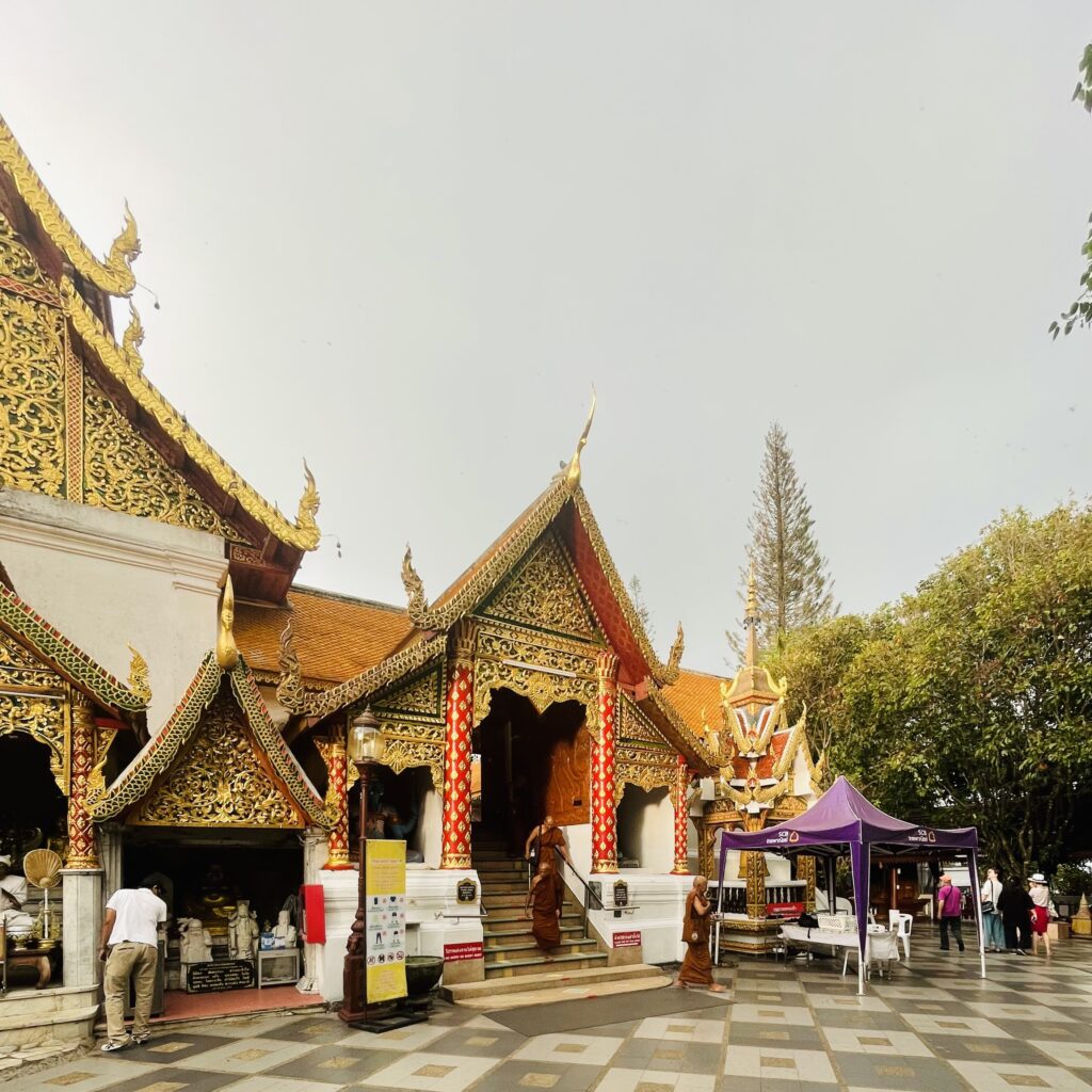 Wat Phrathat Doi Suthep dans les environs de Chiang Mai en Thaïlande